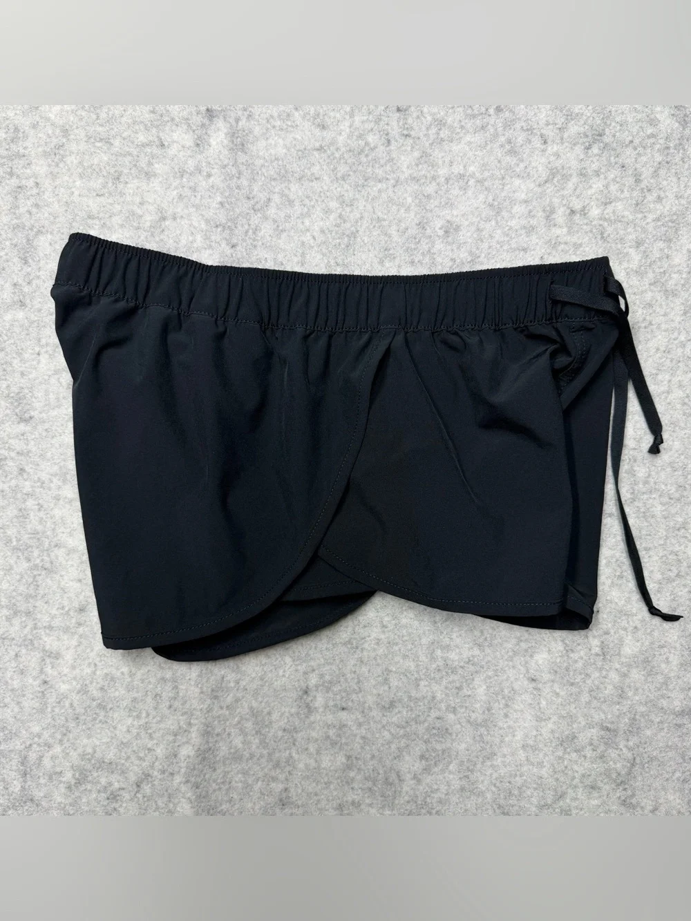 Roxy Women’s Black Dry Flight Running Workout Drawstring Shorts Medium